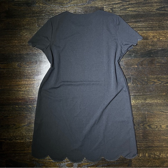 Shein Curve Black Short Sleeve Scallop Trim Dress - Picture 5 of 8